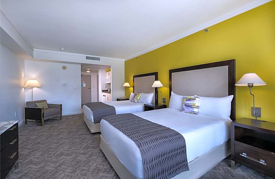 Photo 1 of 8 of 2 Queen Beds, City View