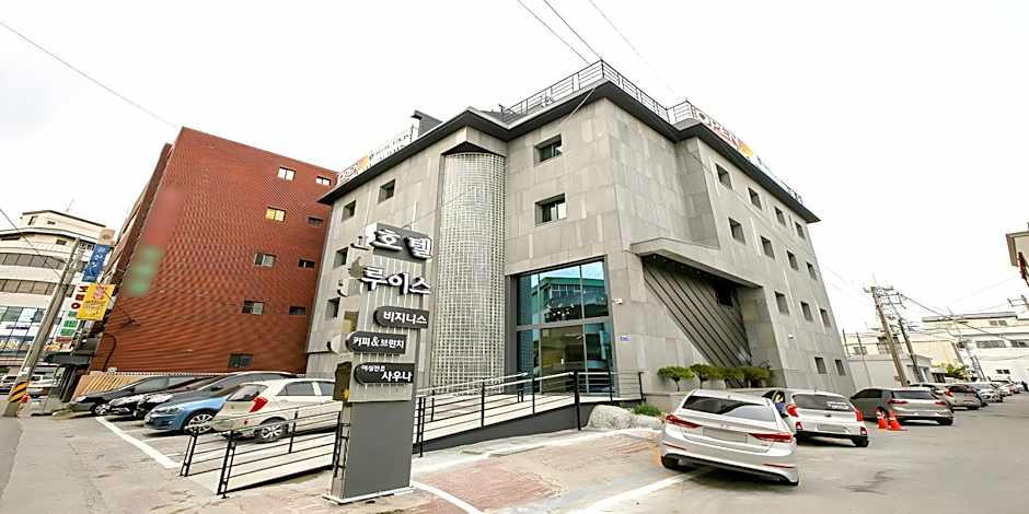 Louis Hotel Gangneung