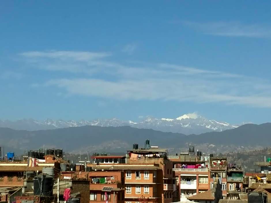 Sunny Guest House and Cafe