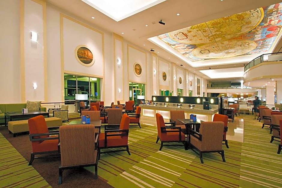 Waterfront Cebu City Hotel And Casino