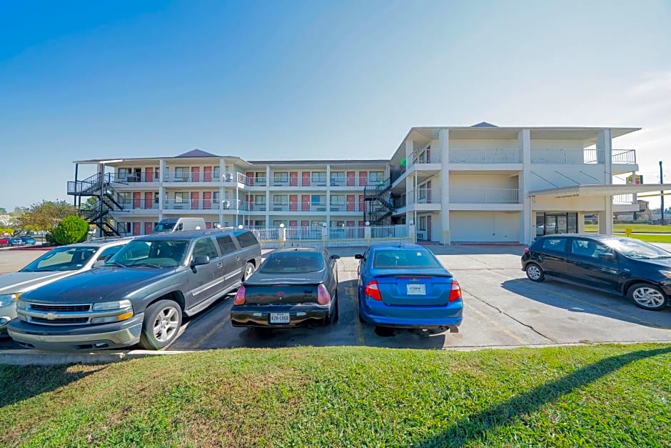 Americas Best Value Inn & Suites Humble