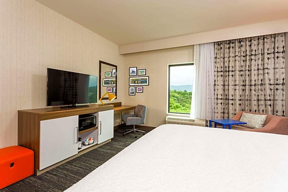 Hampton Inn By Hilton Cumberland