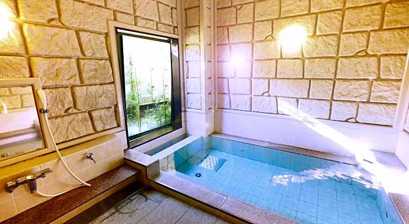 Hotel Route Inn Nagaizumi Numazu Inter 1