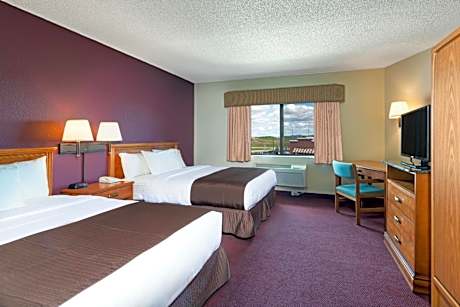 Queen Room with Two Queen Beds - Pet Friendly/Non-Smoking