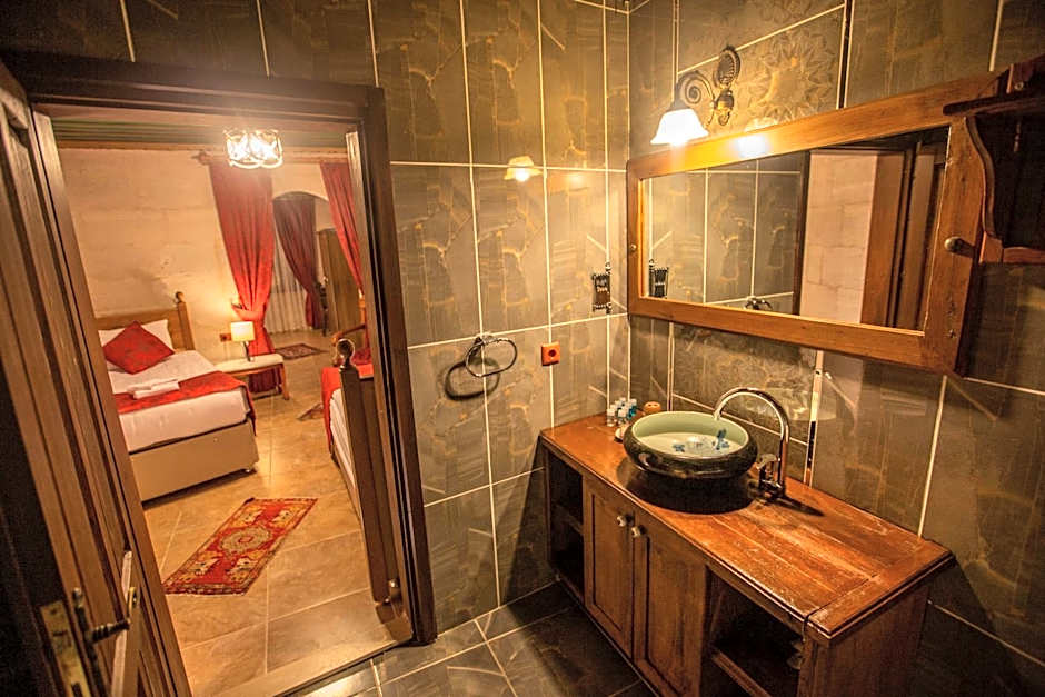 Hermes Cave Hotel