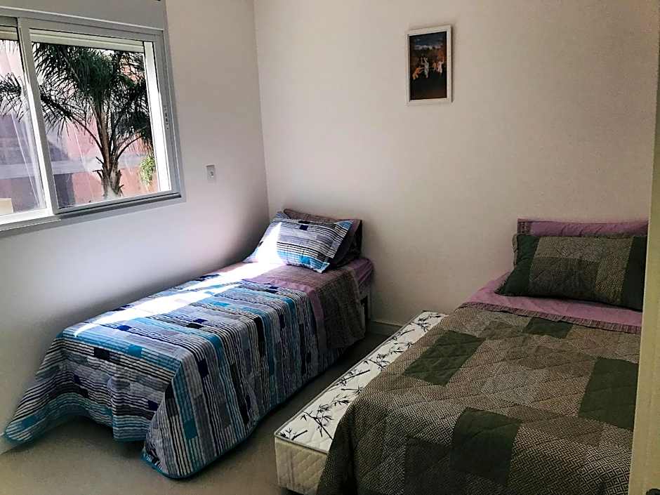 Férias próximo à natureza c/Piscina 250 mts praia