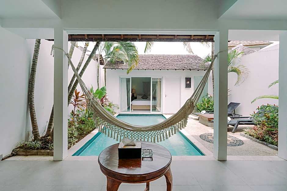 Tan's Astana Villa's by The Lavana