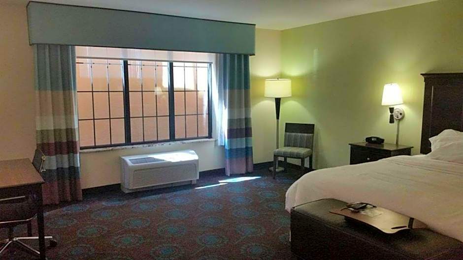 Hampton Inn By Hilton And Suites St. Cloud