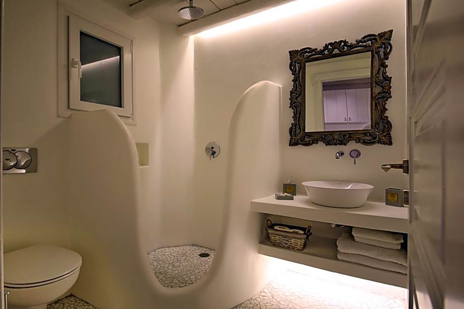 Evlalia Studios & Villas