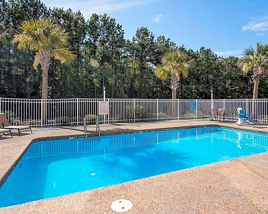 Econo Lodge Inn & Suites Natchitoches