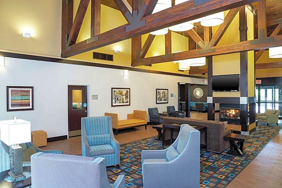 Hampton Inn By Hilton And Suites Cleveland-Airport/Middleburg Heights