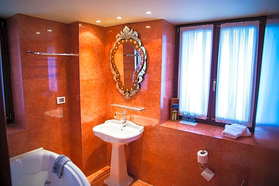 Maritsas Hotel & Suites