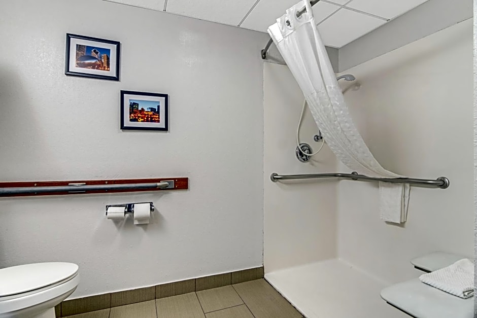 Comfort Suites Lansing