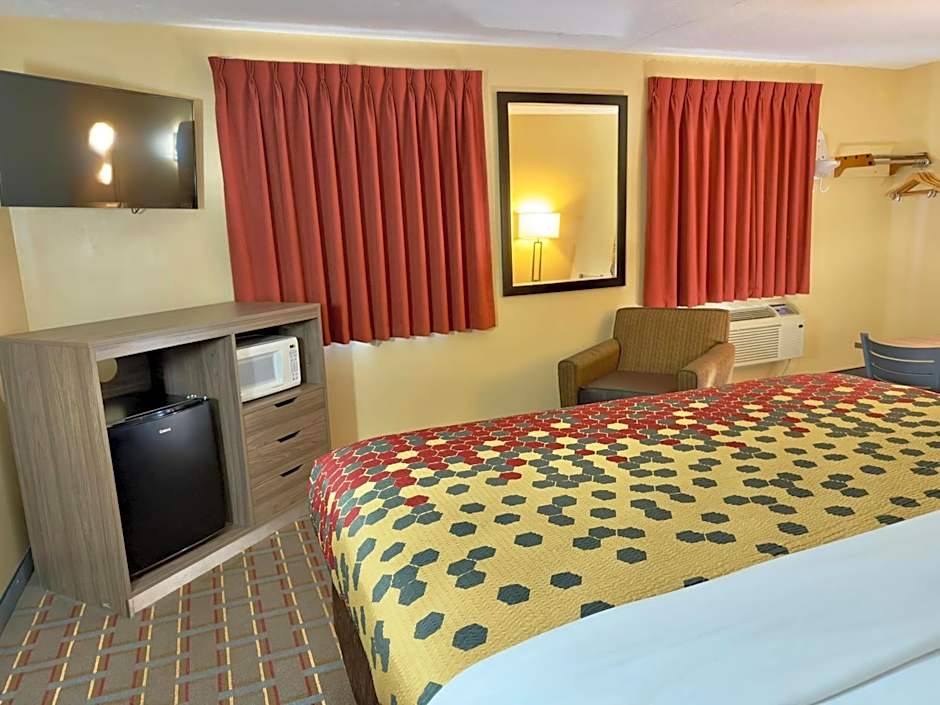 Econo Lodge Lansing - Leavenworth