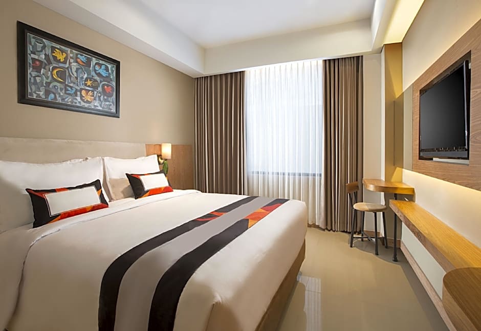 Yellow Star Ambarukmo Hotel