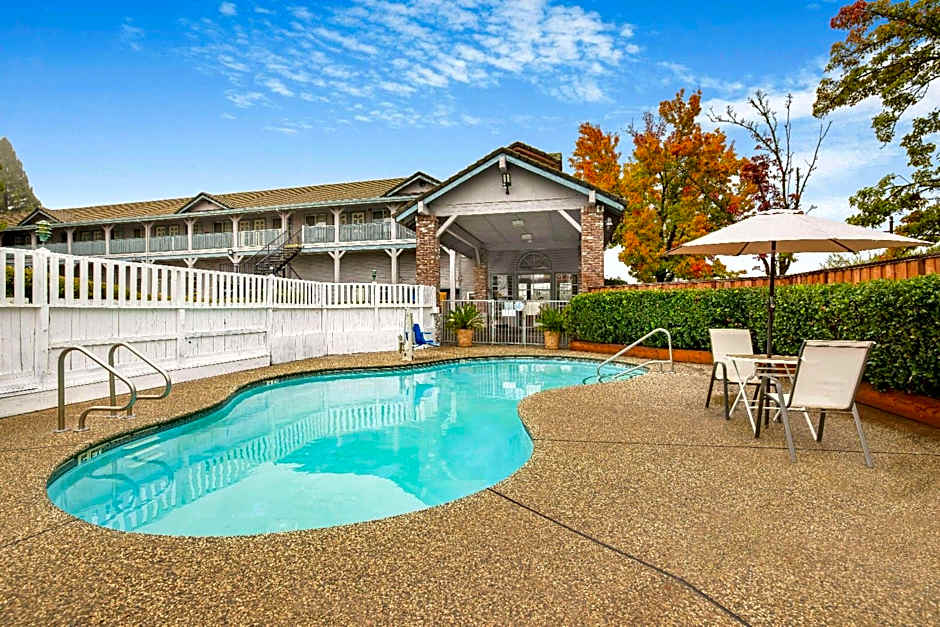 Super 8 by Wyndham Auburn