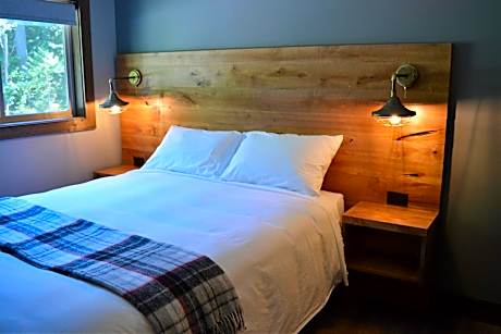 Sasquatch Inn