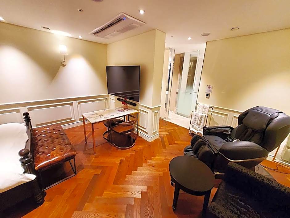 Le Stendal Hotel