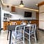 L203 New studio apt 1Bdrm 1bath AC Rooftop