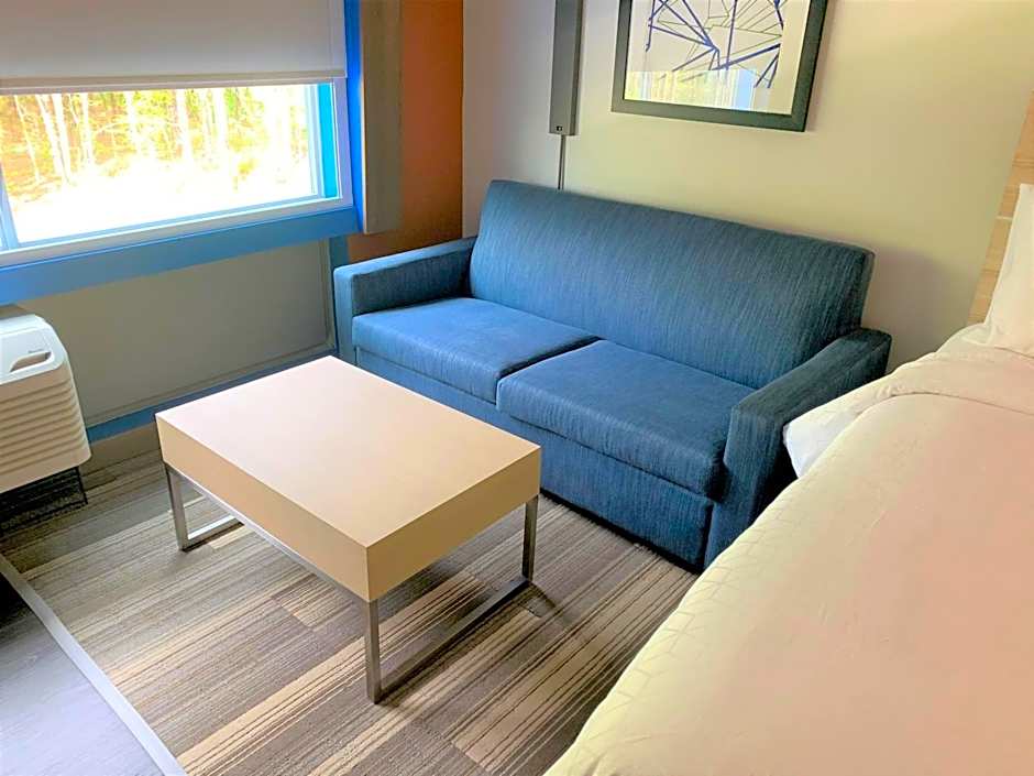 Holiday Inn Express And Suites Wilmington West - Medical Park By IHG