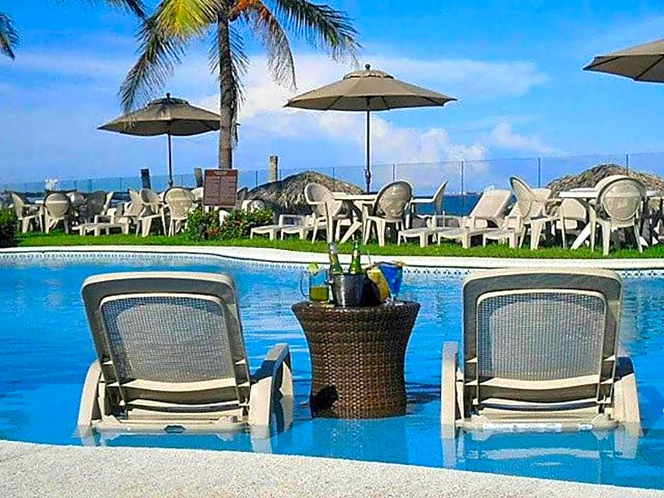 Playa Caracol Hotel & Spa