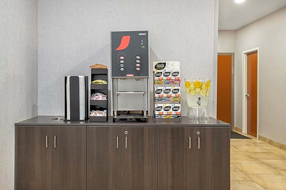 Quality Inn & Suites Winnipeg