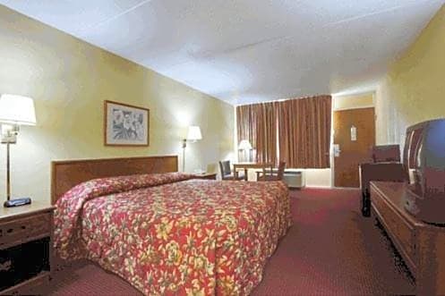 Americas Best Value Inn & Suites Greenville