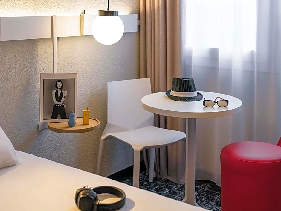 ibis Saint Rambert d'Albon