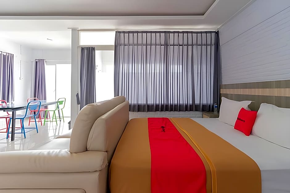 RedDoorz Plus @ Vantas Hotel Parbaba