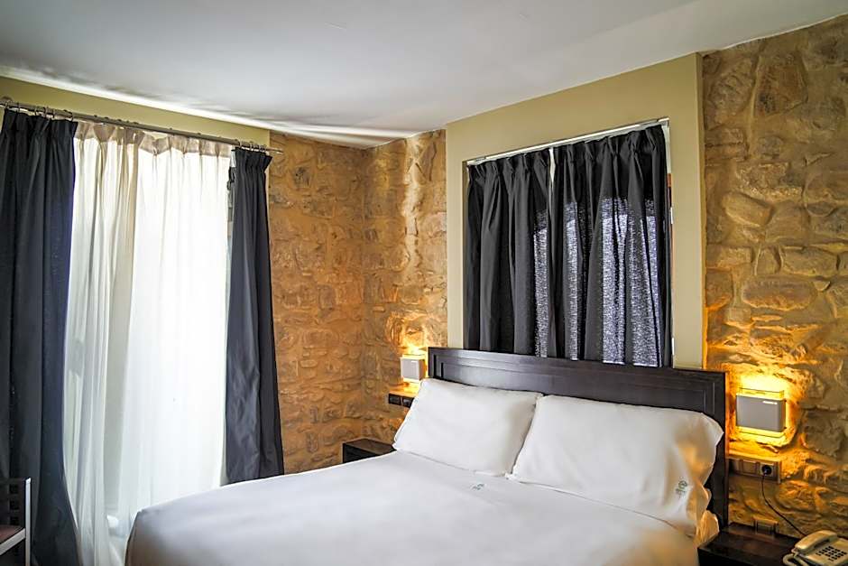 Hotel Baeza Monumental by eme hoteles