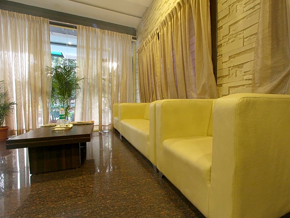 OYO 14520 Habitat Hotel & Suites