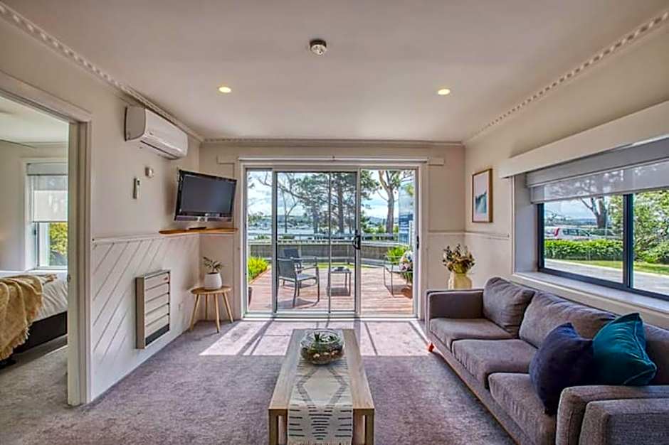 Georges Bay Apartments