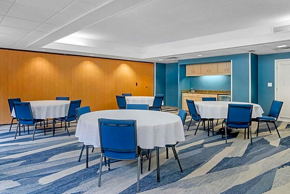 Comfort Suites Gastonia - Charlotte