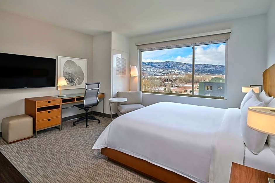 Photo 1 of 3 of Standard 1 King Bed