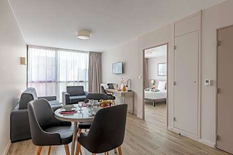 One Bedroom Apartment