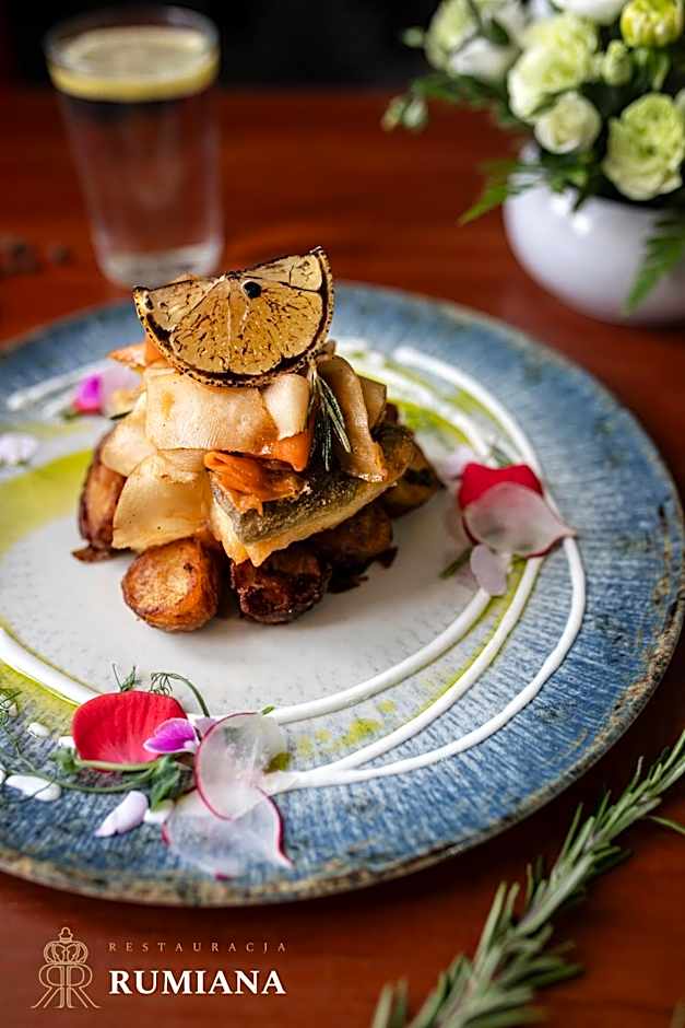 Hotel Diamond w Białym Dworku