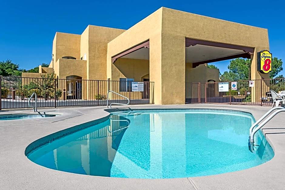 Super 8 by Wyndham Cottonwood