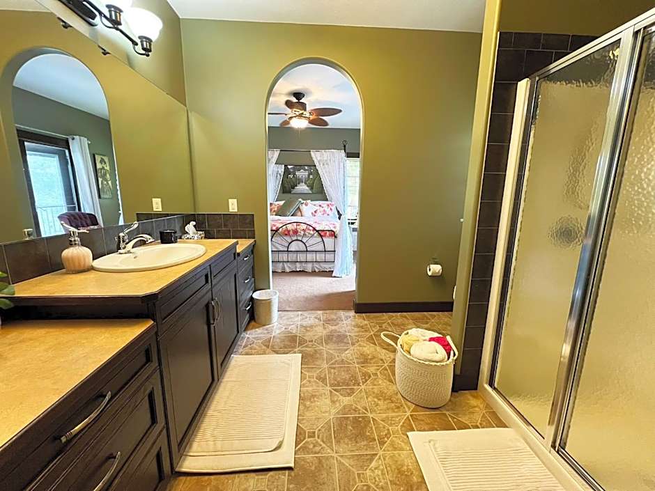 Wolf Creek Bed and Breakfast