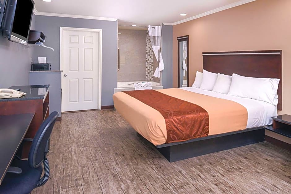 Laguna Inn and Suites