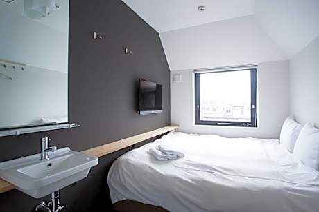 Double Room with Shared Bathroom-Single Use