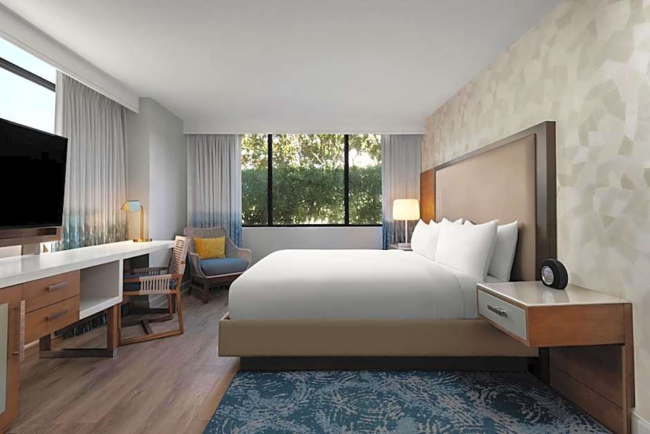 Renaissance Newport Beach Hotel