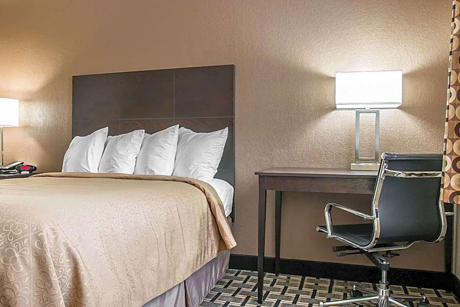 Quality Inn Byron Center