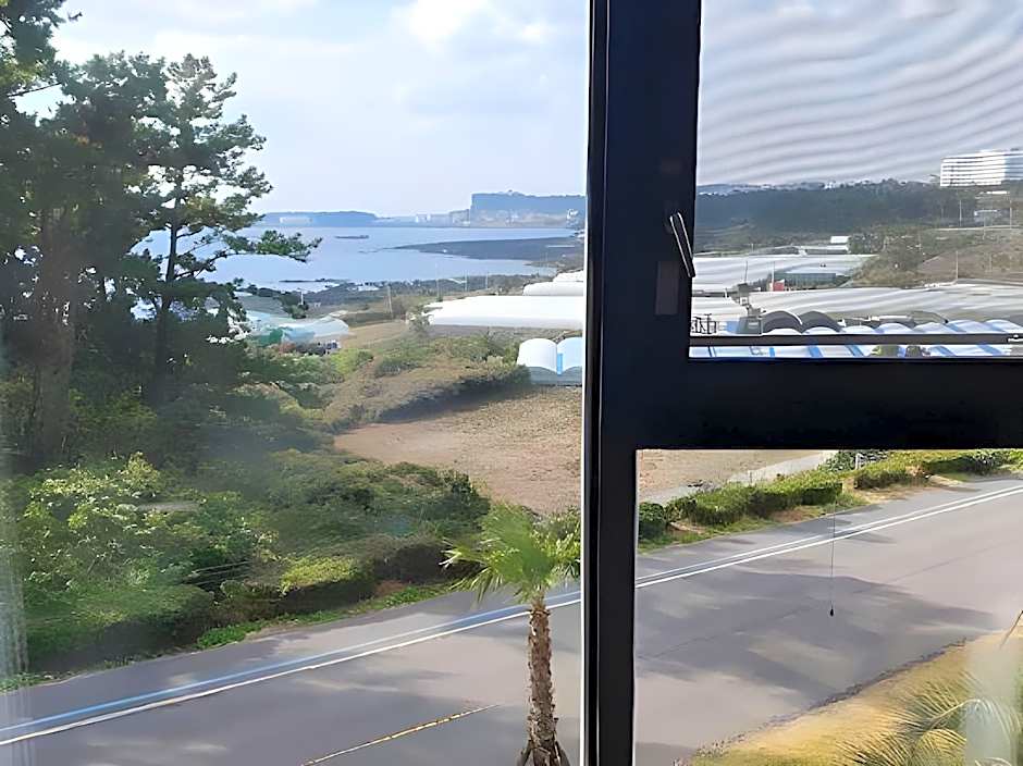 Hotel Seogwipean