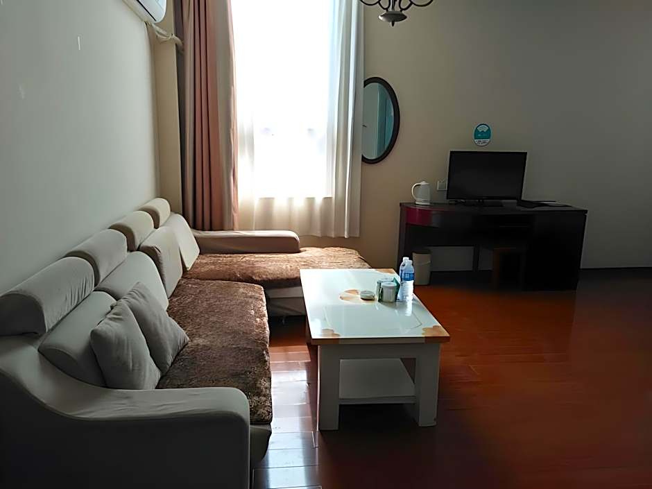 GreenTree Inn Shandong Qingdao Jiaozhou Sanlihe Park Express Hotel