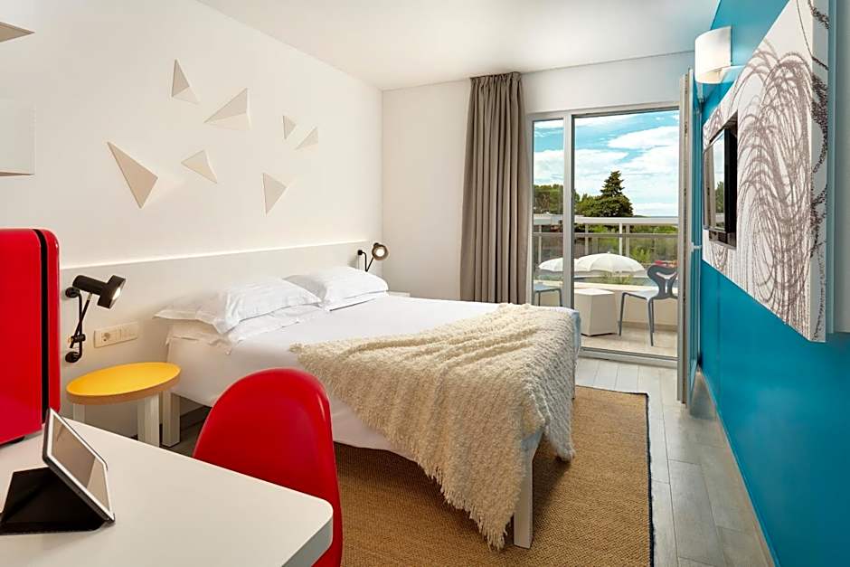 Pharos Hvar Bayhill Hotel