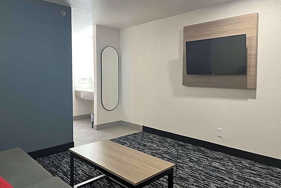 Baymont by Wyndham Indianapolis Northeast