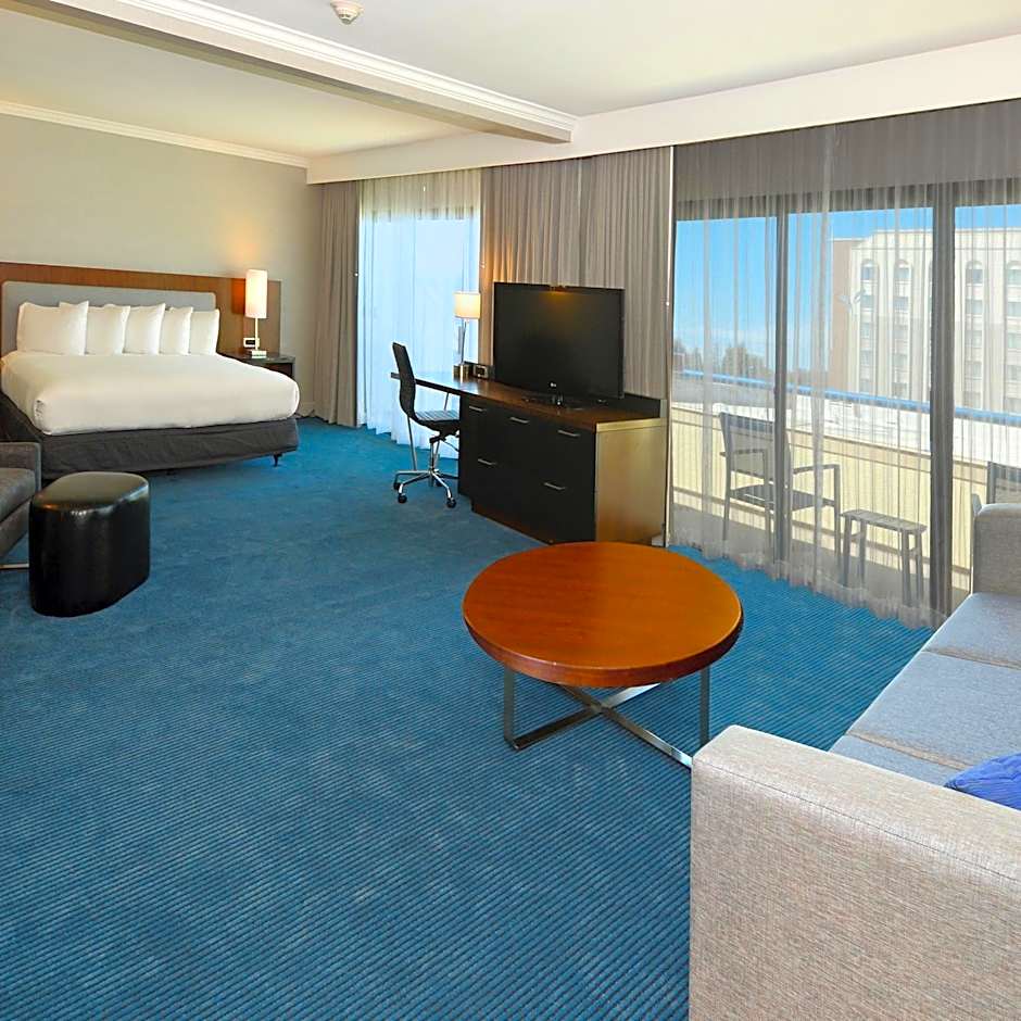DoubleTree By Hilton Newark - Fremont