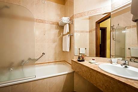 Two-Bedroom Suite