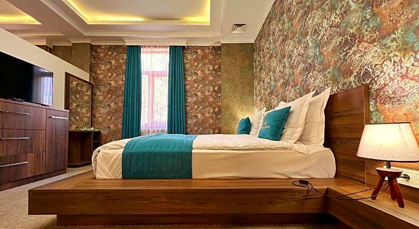 Hotel King David The Builder