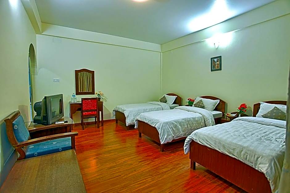 Hotel Crown Himalayas
